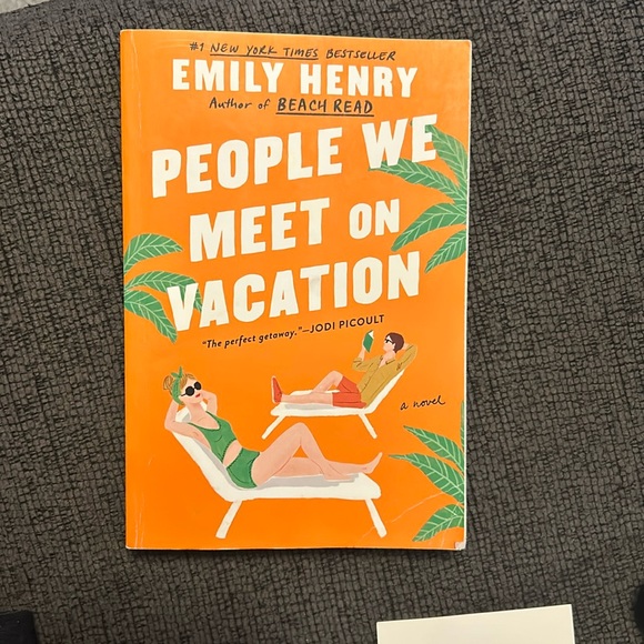 Books: Emily Henry Bundle - Picture 2 of 6